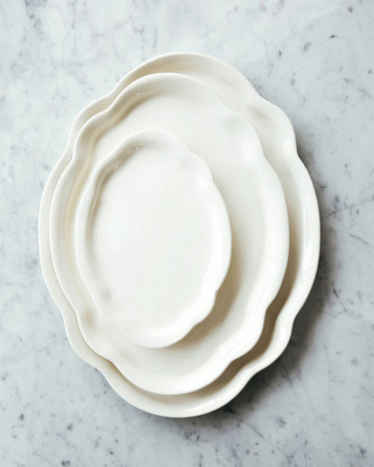 Oval serving plate
