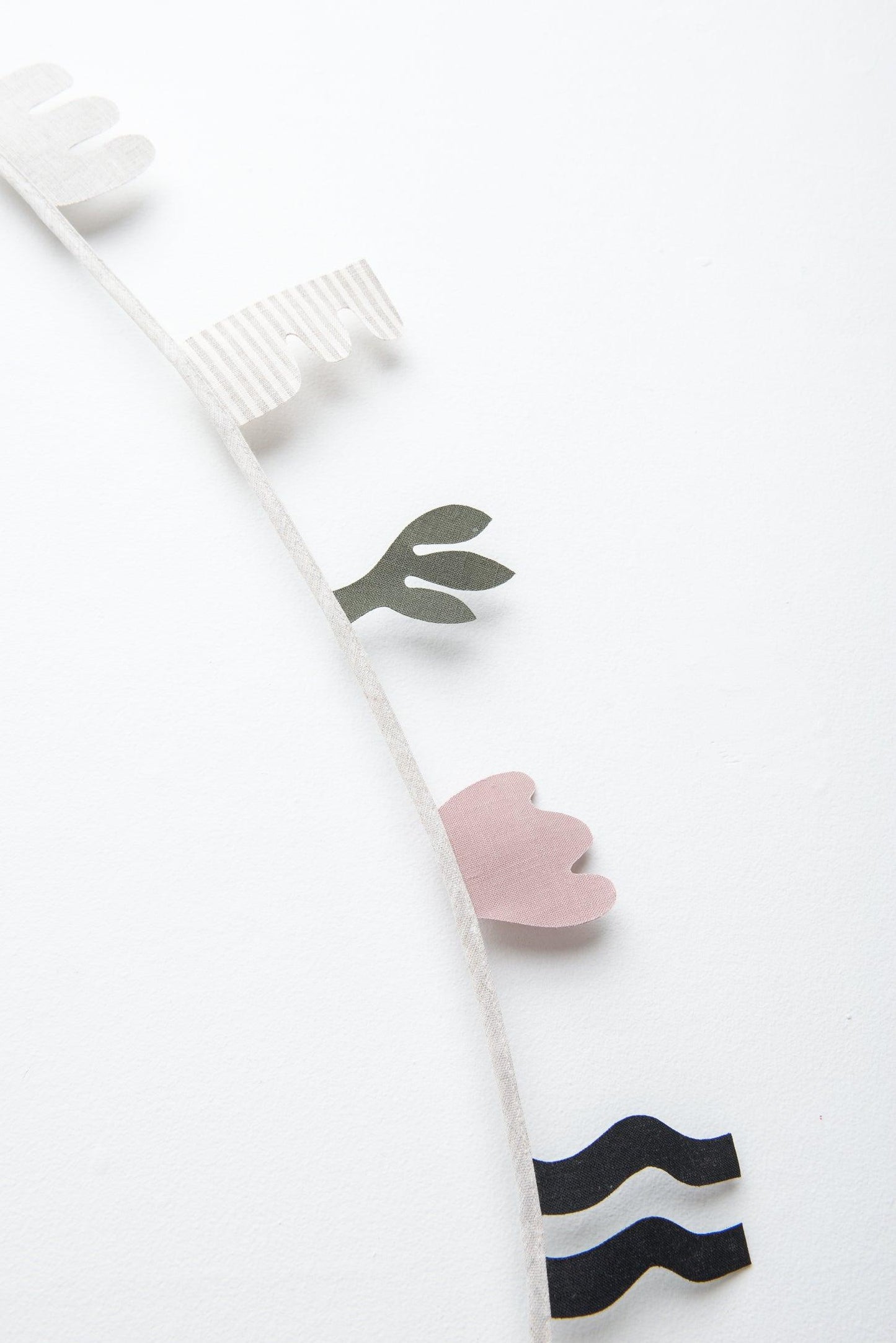 Garland - Garden - Magali Robidaire x Confetti Mill - Confetti Mill