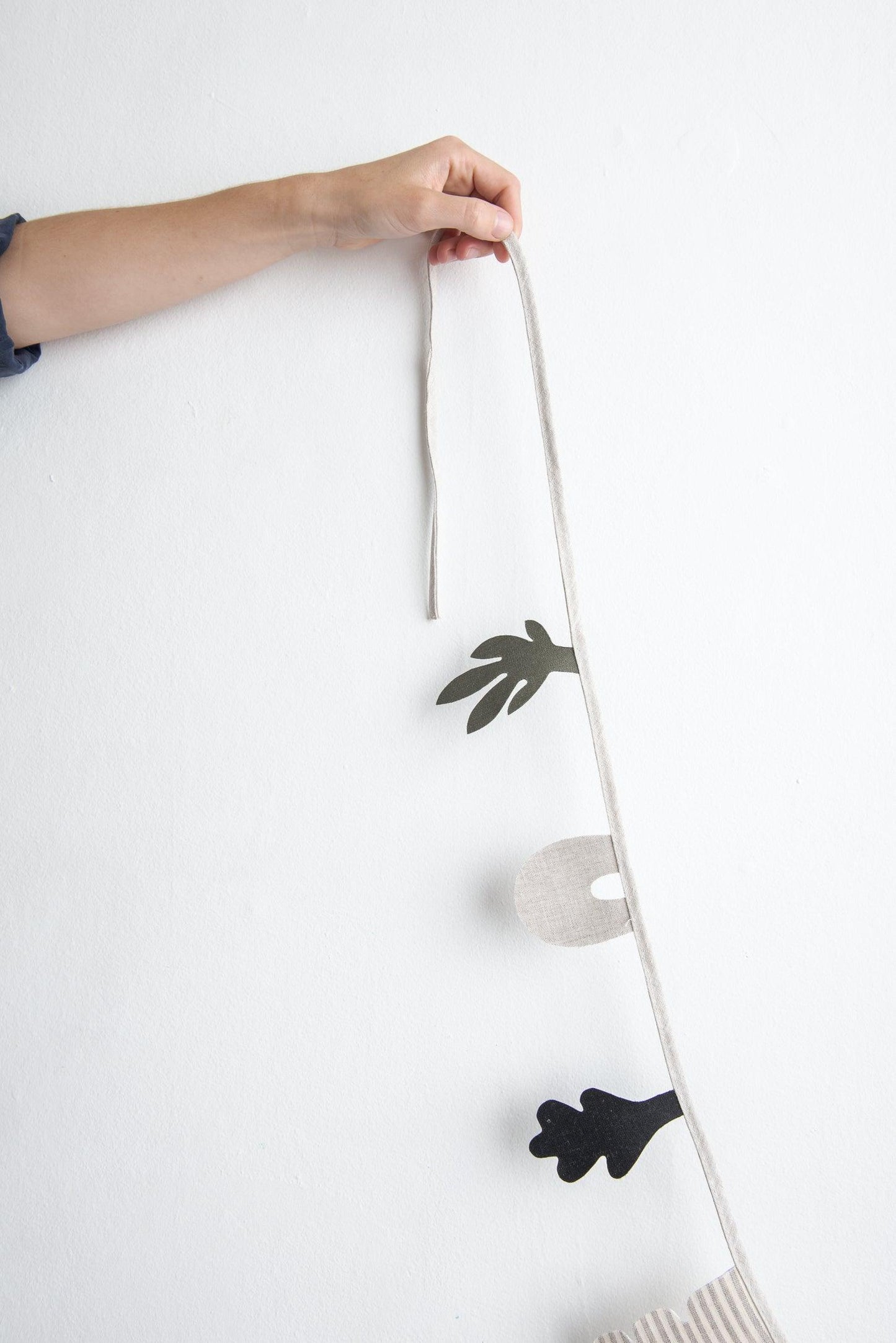 Garland - Garden - Magali Robidaire x Confetti Mill - Confetti Mill