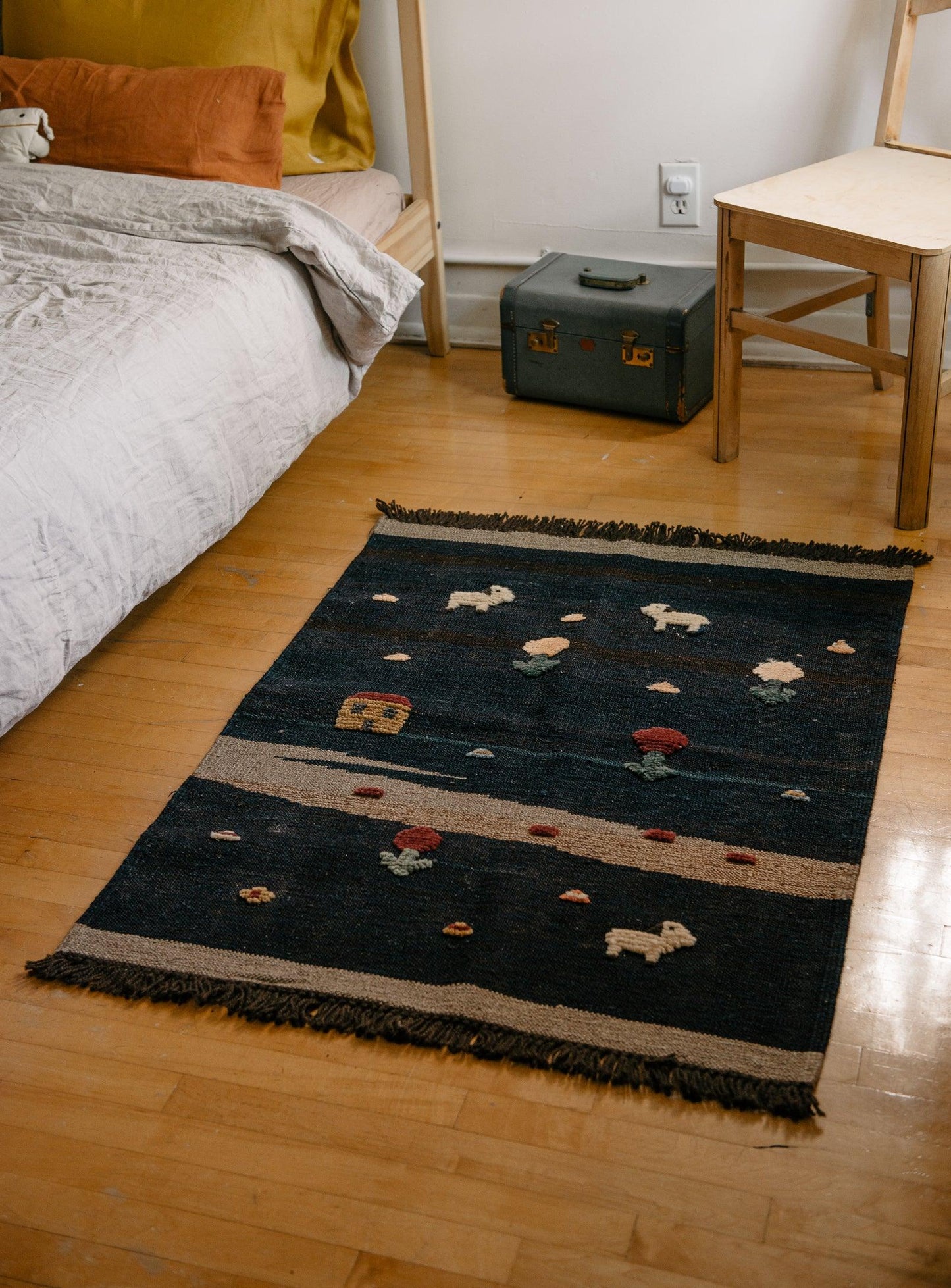 Kids' Rug - Three sheep swimming - Confetti Mill