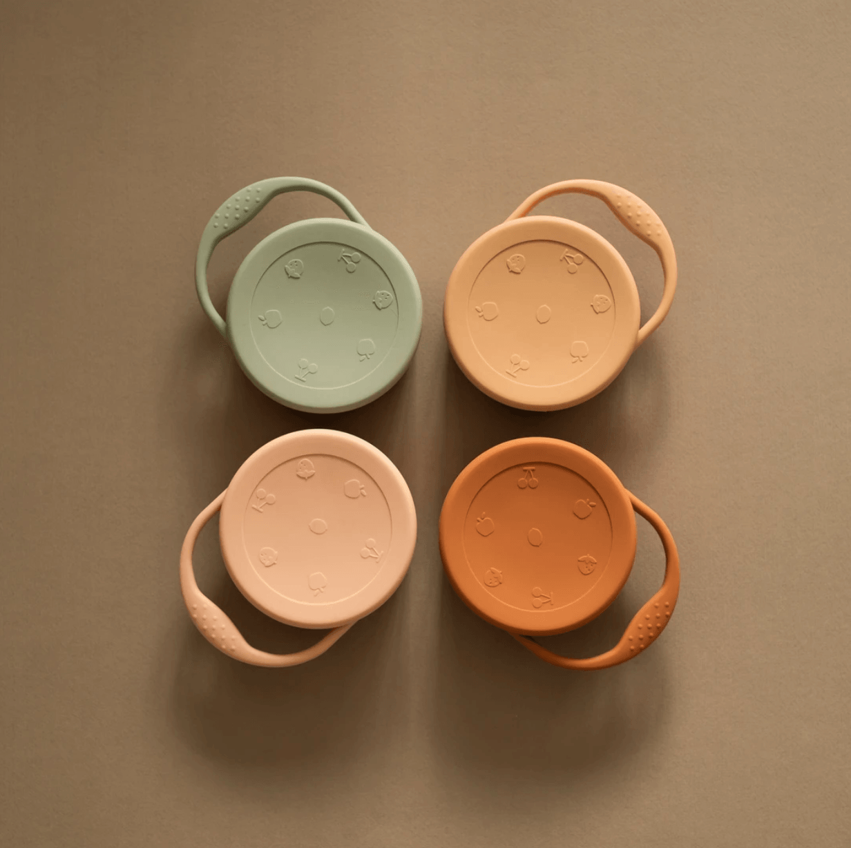 minika snack cups closed lids