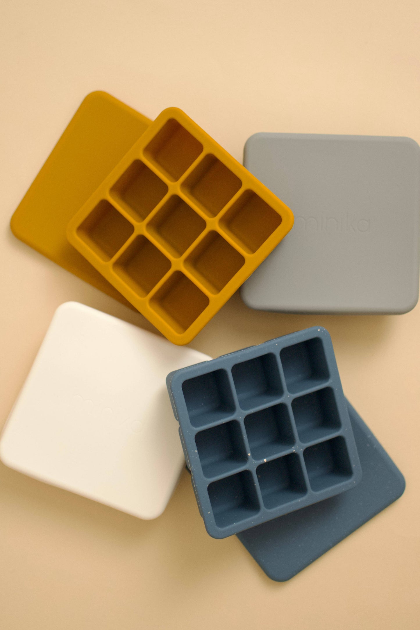 Food freezer tray