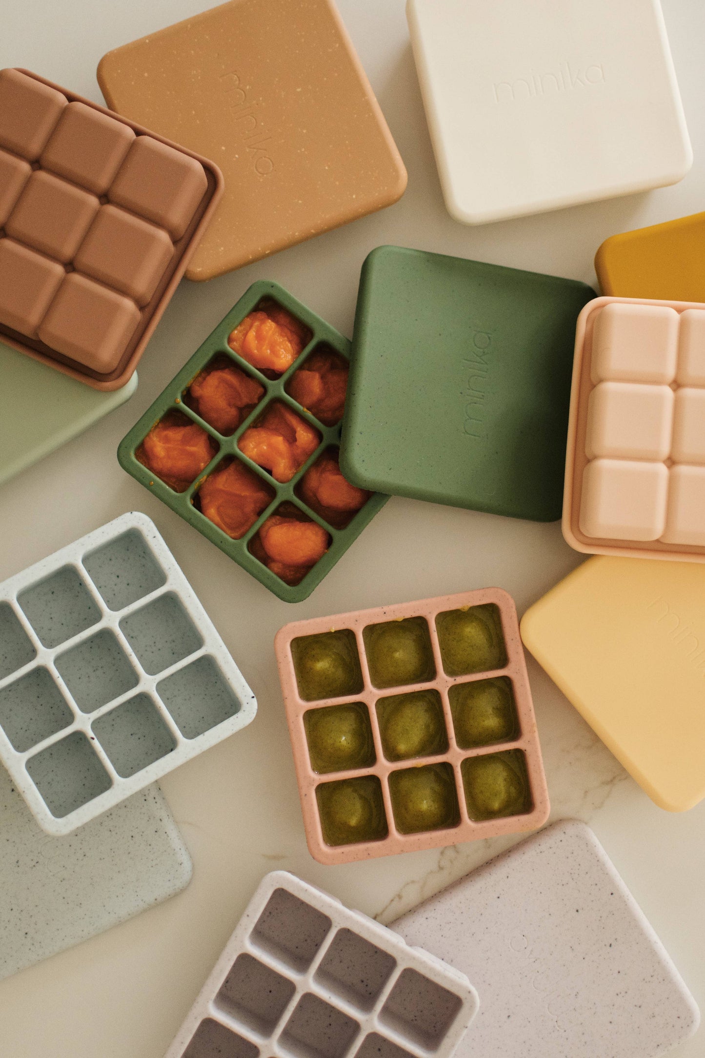 Food freezer tray
