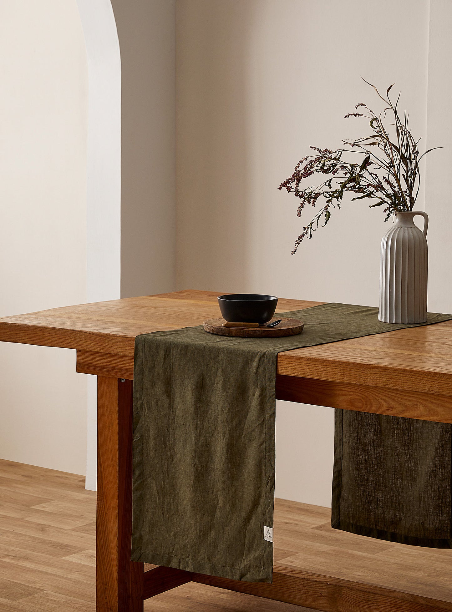 Linen runner