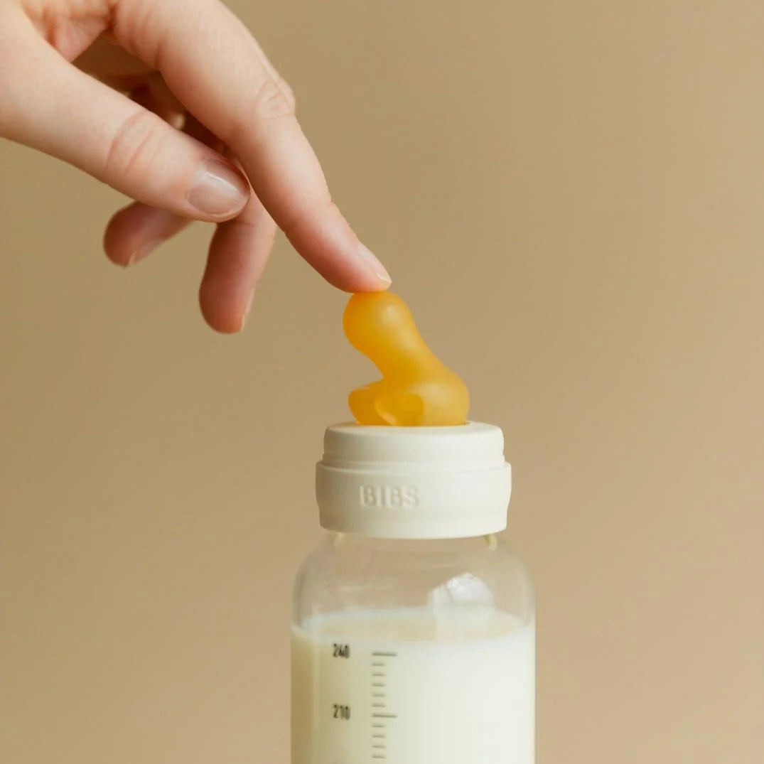 BIBS Glass Baby Bottle Round Latex 240 ml Medium Flow Ivory