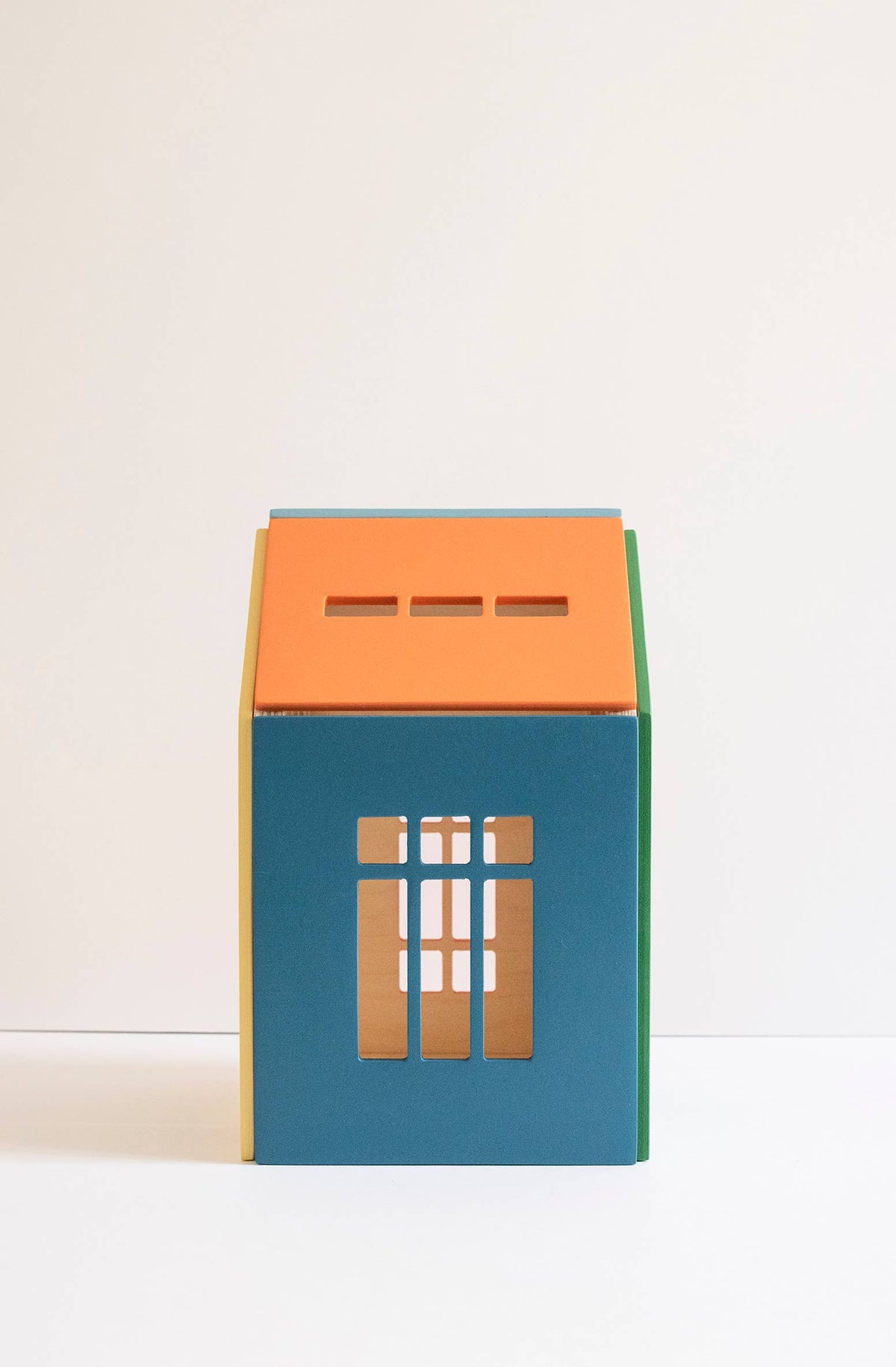 Babai Magnetic Wooden Dollhouse · Multicolor · S, M & L