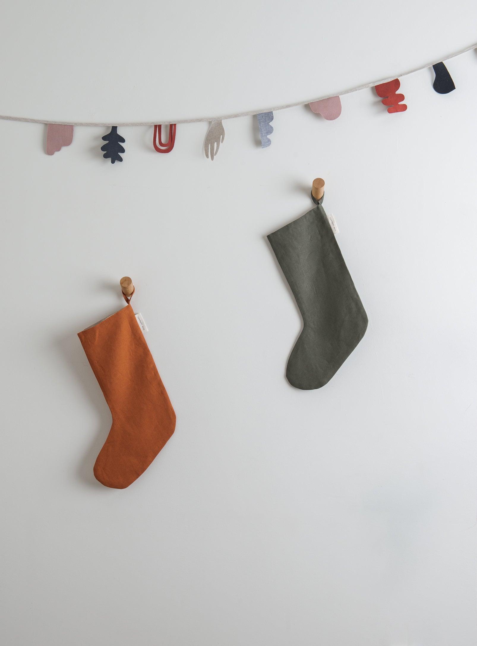 Linen Christmas stockings - Confetti Mill