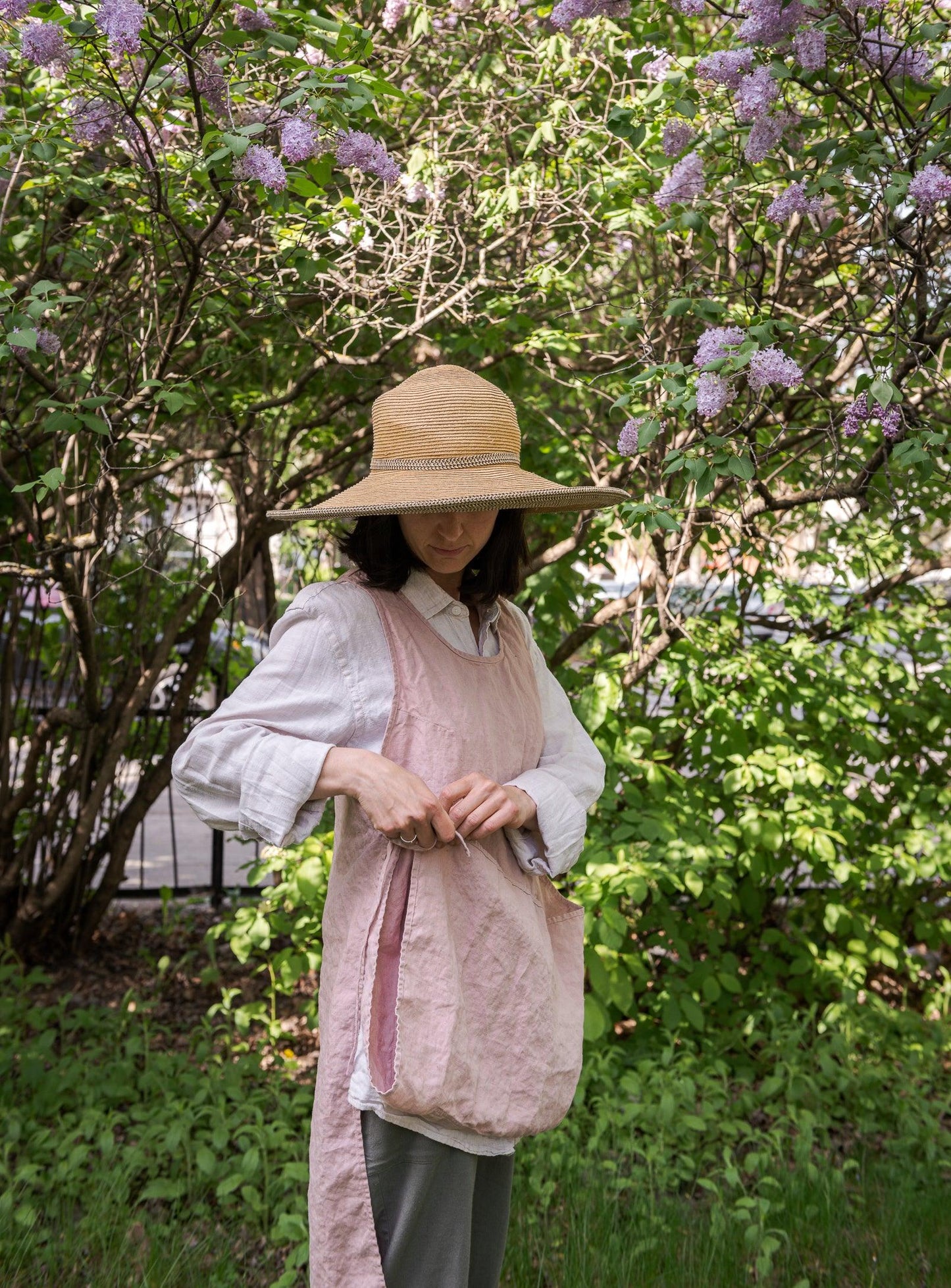 Linen Gardener Apron - Dusty-pink - Confetti Mill