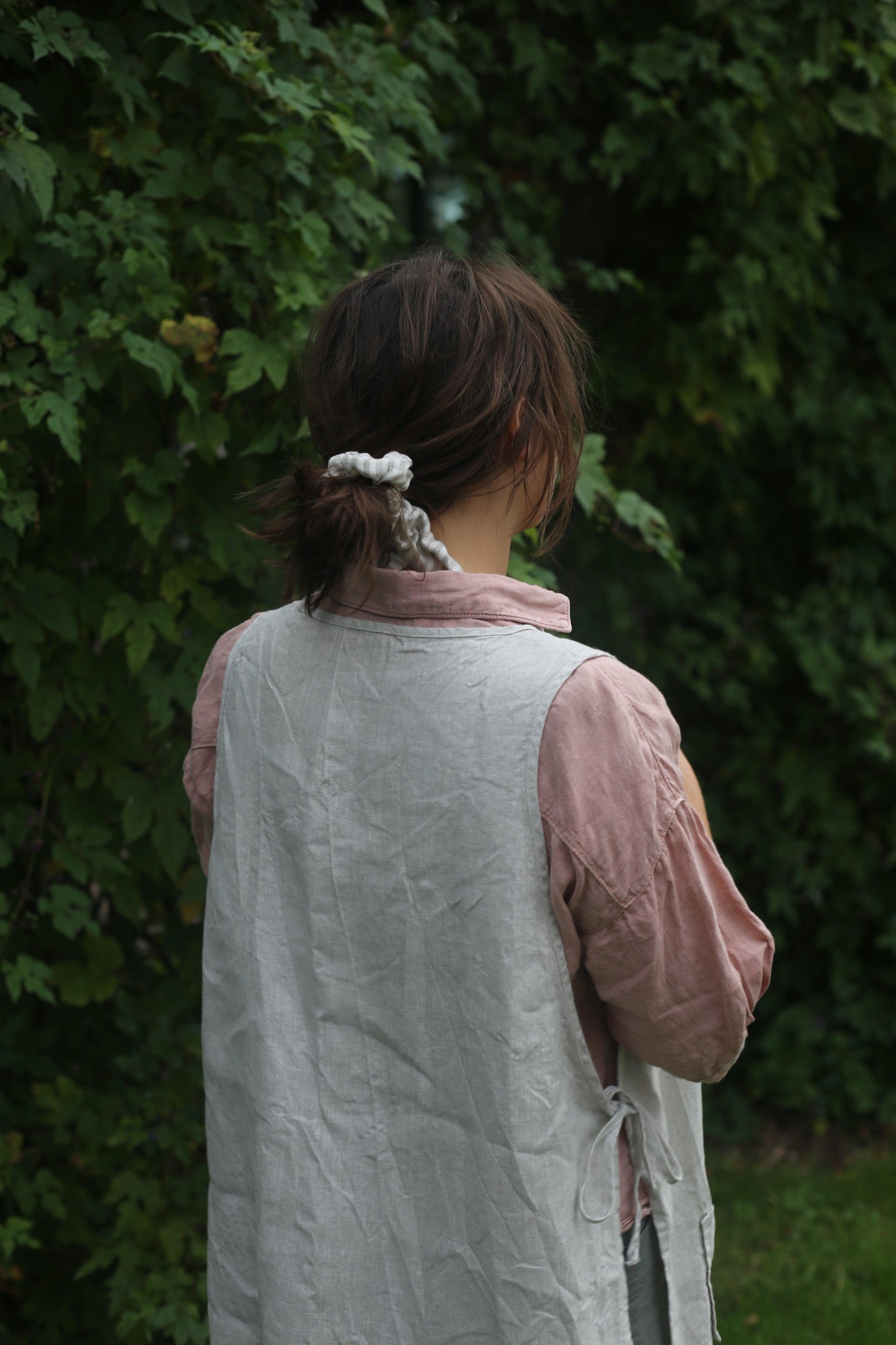 Linen Gardener Apron - Oatmeal - Confetti Mill