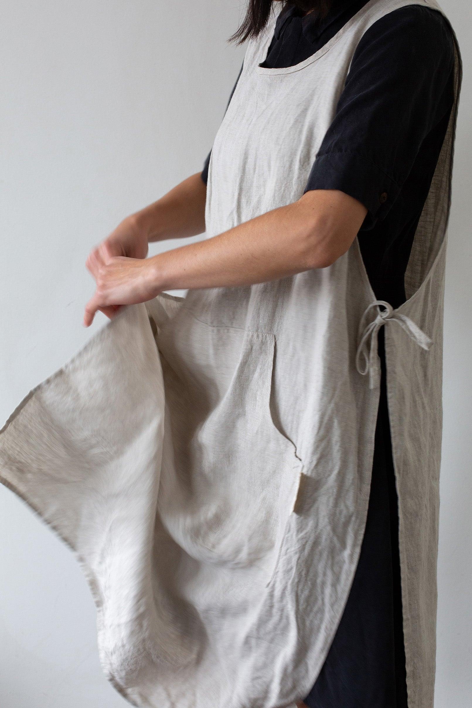 Linen Gardener Apron - Oatmeal - Confetti Mill