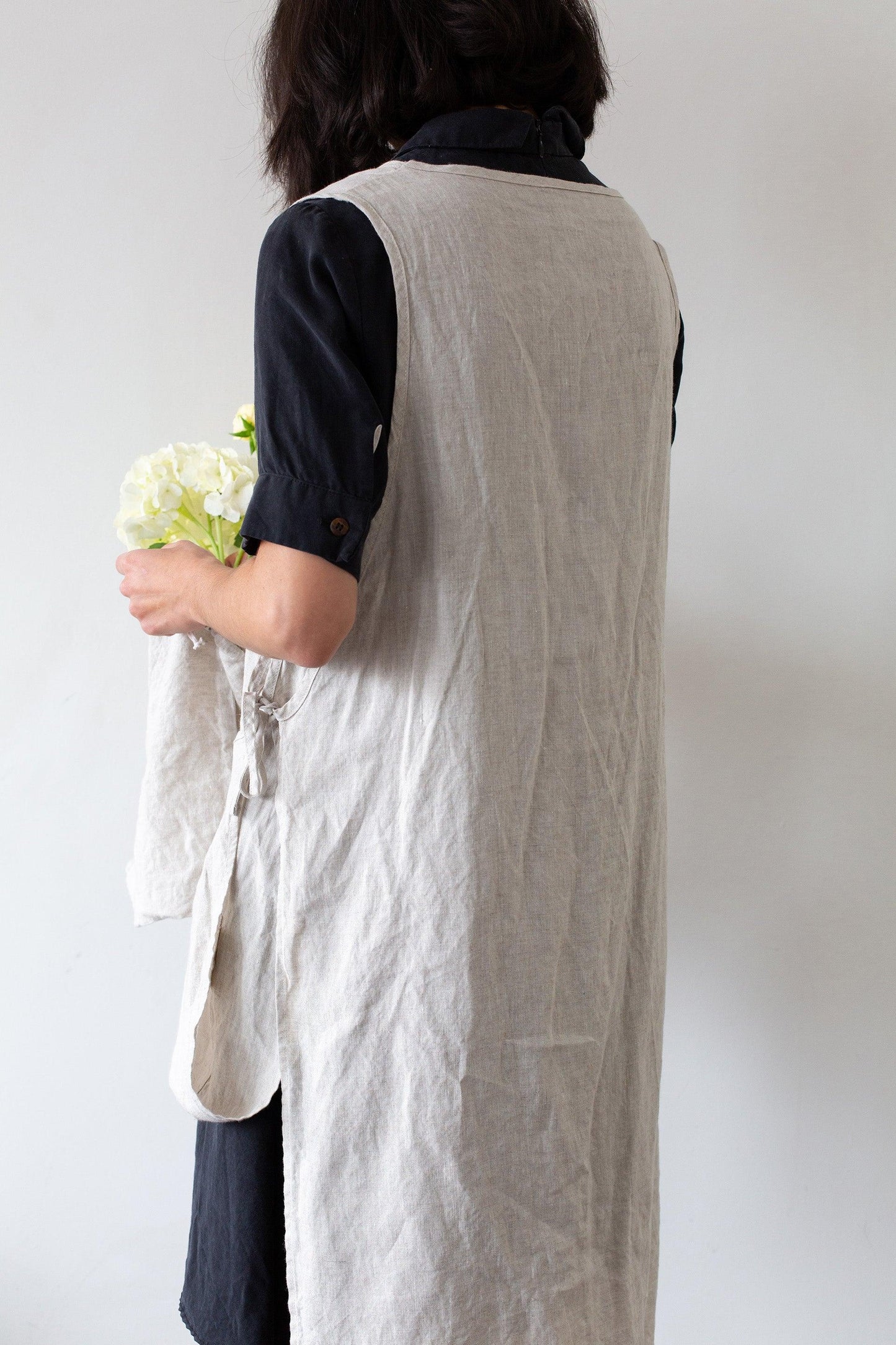 Linen Gardener Apron - Oatmeal - Confetti Mill