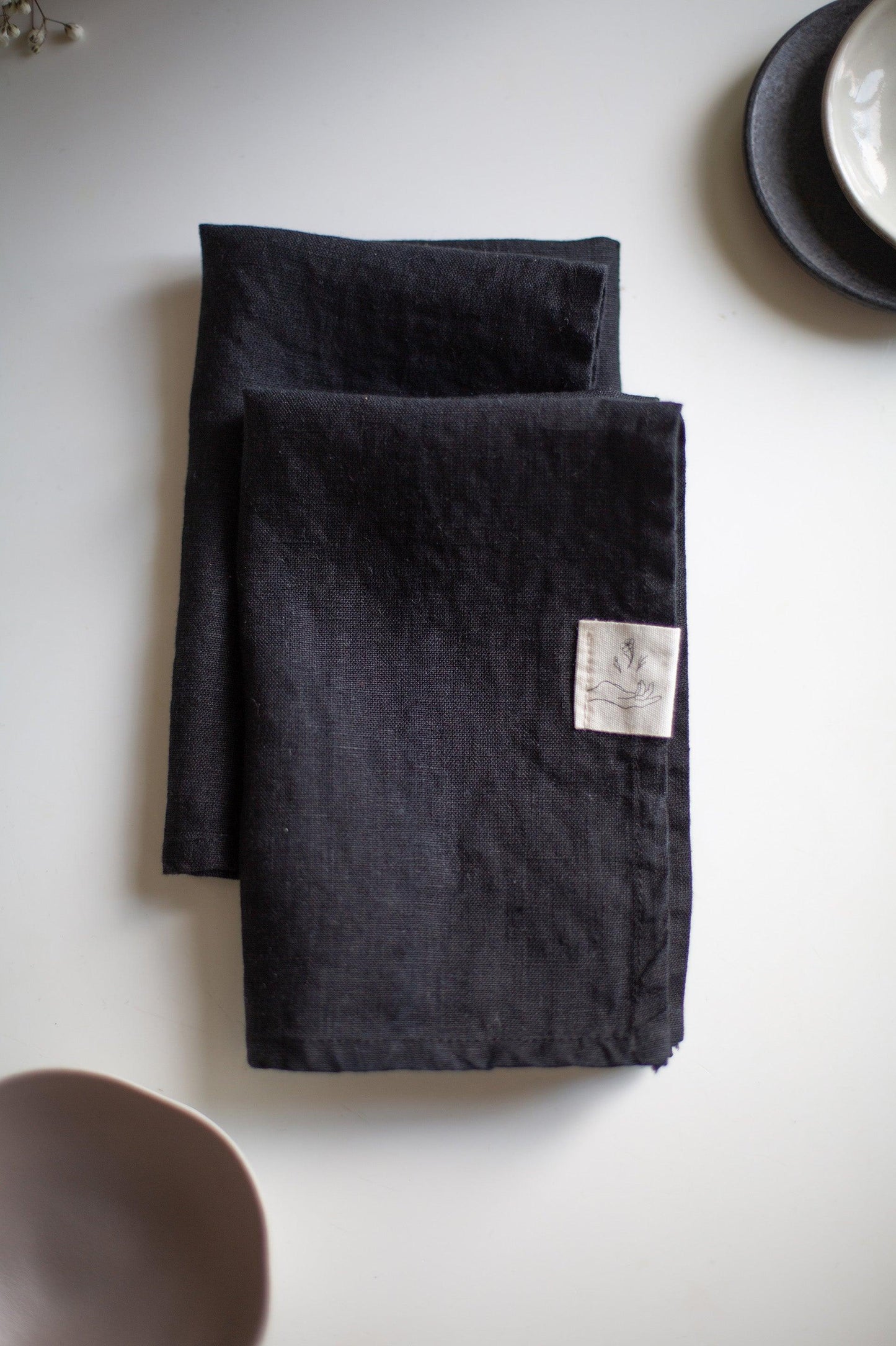 Set of 2 Linen Napkins - Black - Confetti Mill