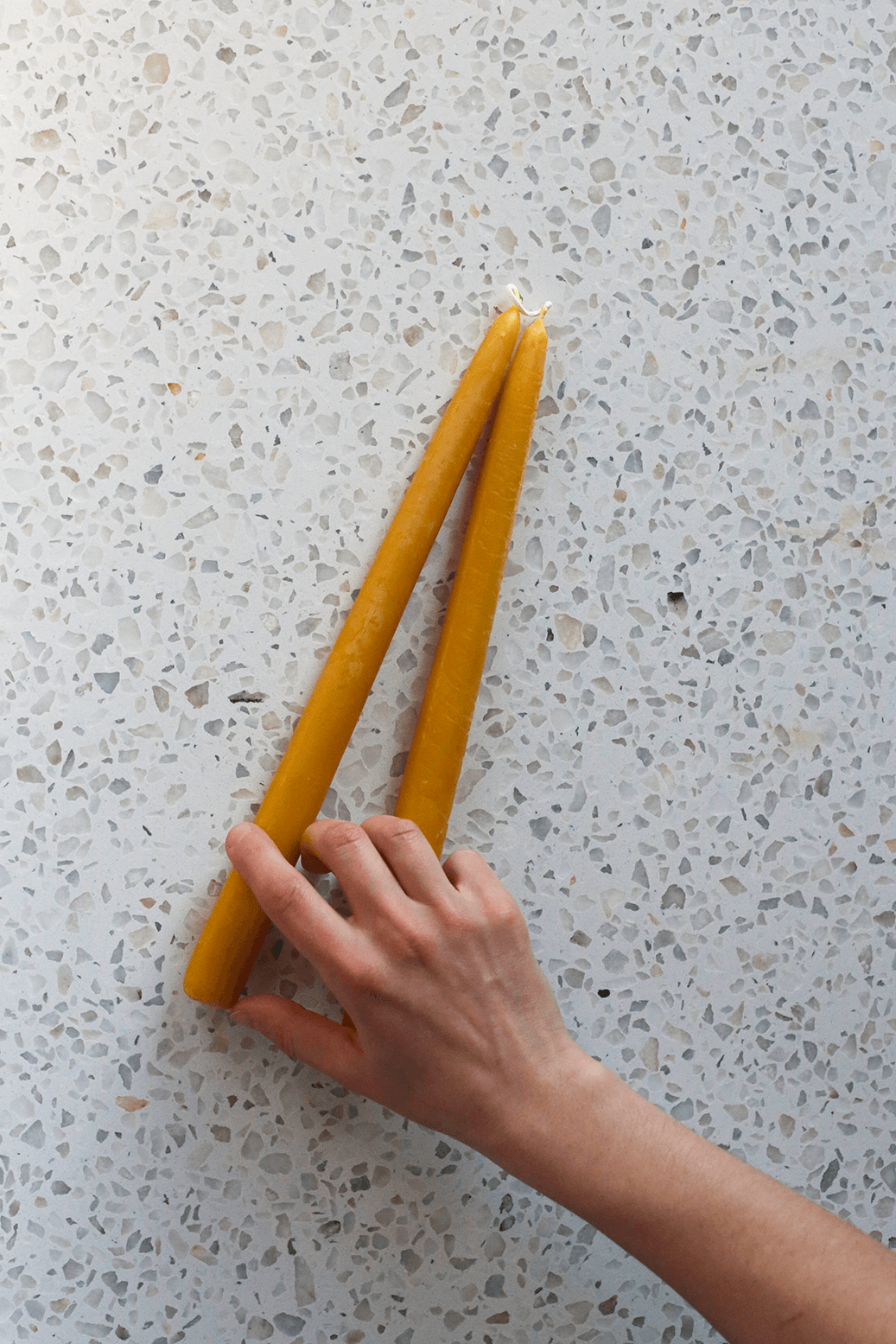 2 beeswax candles