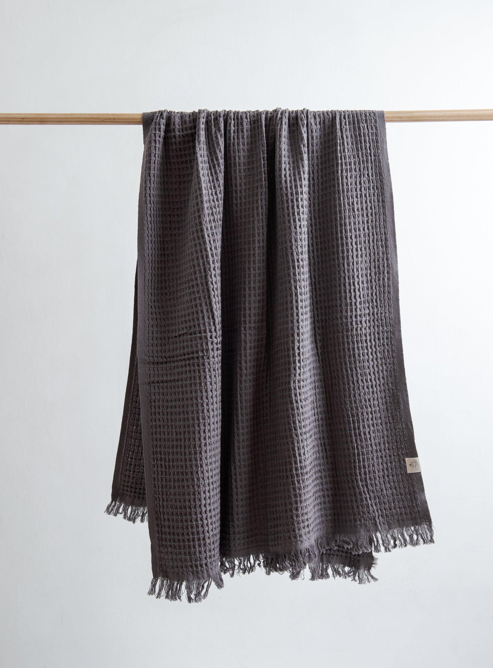 Turkish towel - Waffle - Charcoal Grey - Confetti Mill